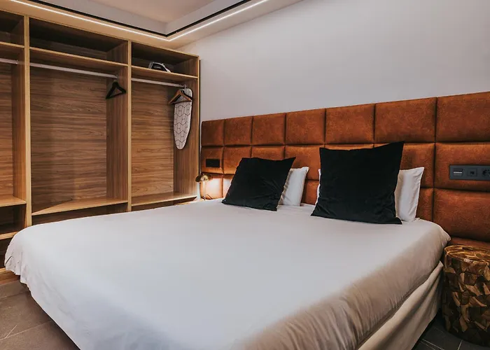 Poem Suites, Las Canteras